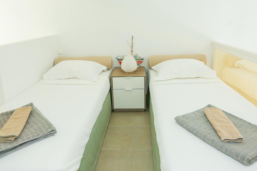 Saint George Villas & Apartments Ksanemos ภายนอก รูปภาพ